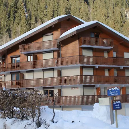 With Hot Tub In Appartamento Châtel